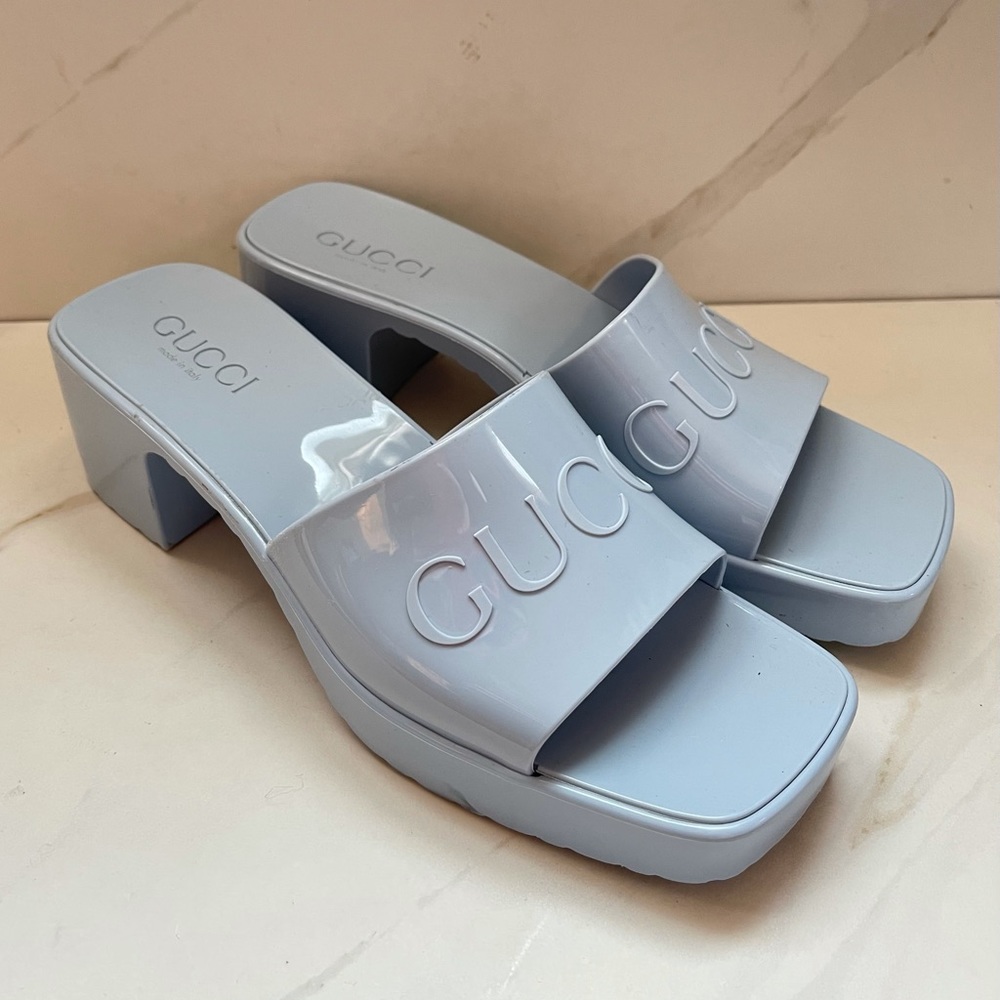 Gucci rubber slide sandal